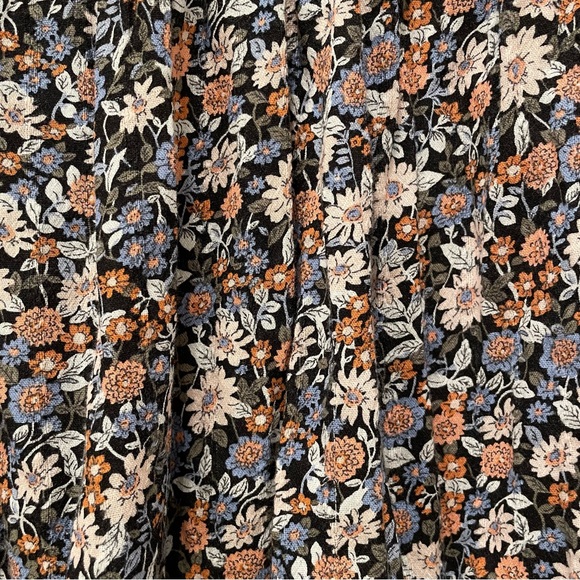 American Eagle Outfitters Floral Cropped Shirt - Picture 13 of 16